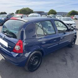 Renault Clio 2 1.5 dCi65 Authentique 5p Les Sables-d'Olonne