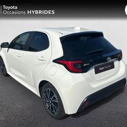 Toyota Yaris 116h Design 5p MY22 Pl&eacute;rin