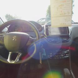 Peugeot 2008 1.2 PURETECH 82CH E6.C STYLE S&S Saint-Georges-sur-Loire