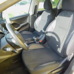 Peugeot 2008 1.2 PURETECH 82CH E6.C STYLE S&S Saint-Georges-sur-Loire