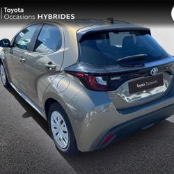 Toyota Yaris 116h Dynamic 5p MY22 Pl&eacute;rin