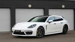 Porsche Panamera  - photo 0