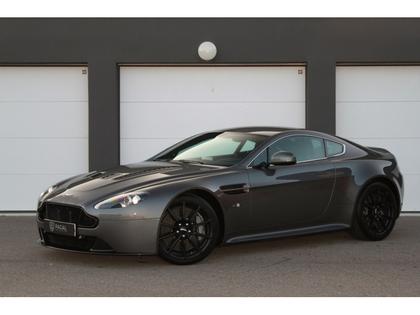 Aston Martin Vantage - FRANCAISE | SUIVI | CARBONE | HAMMERHEAD SILVER | HOUSSE | CHARGEUR - 129 900 €