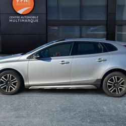 Volvo V40 Cross Country D2 - 120  2012 CROSS COUNTRY Business PHASE 2 Saint-Philbert-de-Grand-Lieu