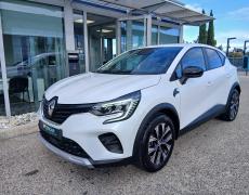 Renault Captur Orange