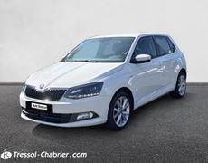 Skoda Fabia Naves