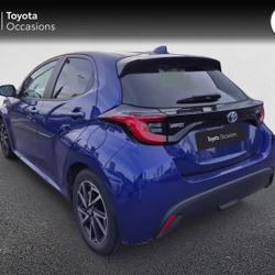 Toyota Yaris 116h Design 5p MY22 occasion - Vannes - photo 2/23
