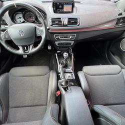 Renault Megane 3 III 2.0 265 Red Bull Racing N&deg;222 RB8 Pontarlier