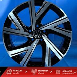 Volkswagen Golf 8 R-Line 2.0 TDI 150 DSG 7 - ACC - Si&egrave;ges chauffants - CAM Pontarlier