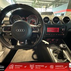 Audi TT Coup&eacute; S-Line 2.0 TFSI - 200  - SIEGES CHAUFFANTS Pontarlier
