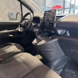 Citroen Berlingo 1.5 BlueHDi  - 100  - CAM - ATTELAGE - 3 PLACES - REGULATEUR Pontarlier