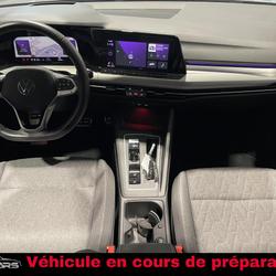 Volkswagen Golf 8 VIII 2.0 TDI 150 DSG 7  MOVE - Attelage - Camera - Pack hiver Pontarlier