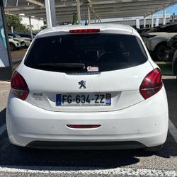 Peugeot 208 208 PureTech 82ch S&S BVM5 Signature Perpignan