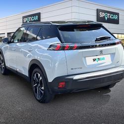 Peugeot e-2008 2008 Electrique 136 ch GT Naves