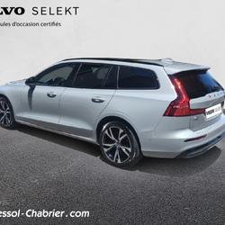 Volvo V60 V60 Micro hybride essence B4 197 ch DCT7 Ultra Style Dark N&icirc;mes