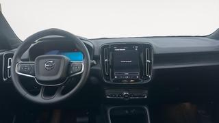 Volvo EX40  - photo 3