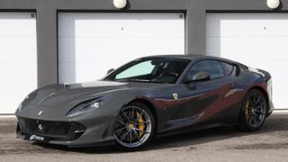 Ferrari 812  - photo 0