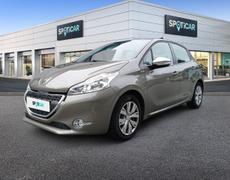 Peugeot 208 Naves