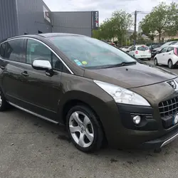 Peugeot 3008 2.0 HDI150 ALLURE / ATTELAGE Angers