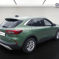 Ford Kuga Kuga 2.5 Duratec 180 ch FlexiFuel FHEV Bio&eacute;thanol Powershift Titanium Business M&eacute;es
