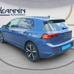 Volkswagen Golf 8 Golf 1.5 eHybrid 204 DSG6 VW Edition Vert-Saint-Denis
