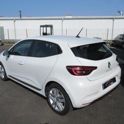 Renault Clio 5 1.6 E-TECH 140CH BUSINESS Saint-Philbert-de-Grand-Lieu