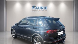 Volkswagen Tiguan  - photo 2
