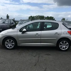 Peugeot 207 1.6 16V 120CH EXECUTIVE BAA 5P / ATTELAGE Angers