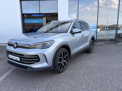 Volkswagen Tiguan - Tiguan 1.5 eHybrid 204ch DSG6 Elegance - 50 990 €