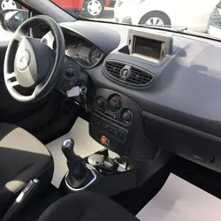 Renault Clio 3 1.2 16V 75CH AUTHENTIQUE 5P / GPS Angers