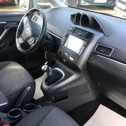 Toyota Verso 112 D-4D  DESIGN / 7 PLACES CAMERA DE RECUL... Angers