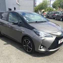 Toyota Yaris 100H COLLECTION 5P / ATTELAGE TOIT PANO... Angers