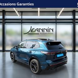 Volkswagen Tiguan Tiguan 1.5 eHybrid 204ch DSG6 R-Line Edition Vert-Saint-Denis