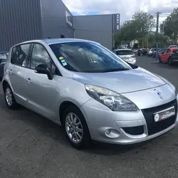 Renault Scenic 3 1.5 DCI 110CH ENERGY DYNAMIQUE ECO&sup2; / ATTELAGE Angers