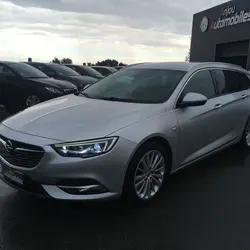 Opel Insignia Sports Tourer 1.6 D 136CH ELEGANCE BUSINESS EURO6DT / ATTELAGE Angers
