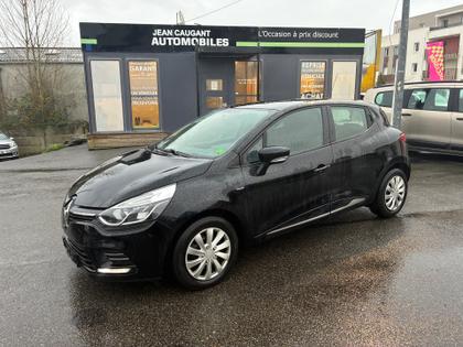 Renault Clio - 1.2 16V 75 Limited - 10 990 €