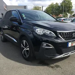 Peugeot 3008 1.6 BLUEHDI 120CH ALLURE S&S EAT6 / ATTELAGE Angers
