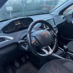 Peugeot 2008 1.6 BlueHDi - 100  Active PHASE 2 Plon&eacute;our-Lanvern