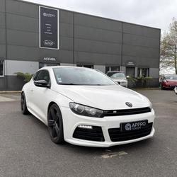 Volkswagen Scirocco 2.0 16V TSI - 265 - BV DSG 6  COUPE R PHASE 1 Plon&eacute;our-Lanvern