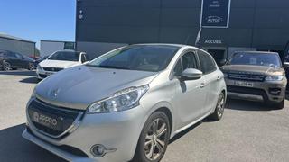 Peugeot 208  - photo 0