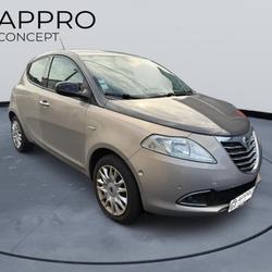 Lancia Ypsilon 1.2 8V - 69 S&S 2011 Gold PHASE 1 occasion - Plon&eacute;our-Lanvern - photo 2/3