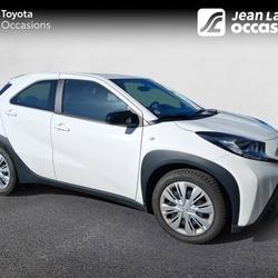 Toyota Aygo X Aygo X 1.0 VVT-i 72 S-CVT Dynamic Chamb&eacute;ry
