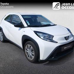 Toyota Aygo X Aygo X 1.0 VVT-i 72 Dynamic Chamb&eacute;ry