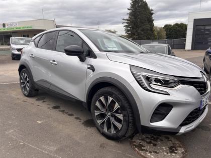Renault Captur - E-Tech engineered full hybrid 145 - 17 990 €