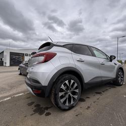 Renault Captur E-Tech engineered full hybrid 145 Ambri&egrave;res-les-Vall&eacute;es