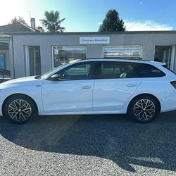 Skoda Octavia Combi 2.0 TDI 150 ch SCR DSG7 Sportline 5p occasion - Tarbes - photo 2/31