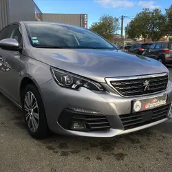 Peugeot 308 II Phase 2 1.5 BLUEHDI 130CH S&S ALLURE EAT8 / BOITE AUTOMATIQUE ATTELAGE occasion - Angers - photo 2/10