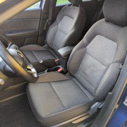 Renault Captur 1.6 E-TECH HYBRIDE 145CH EVOLUTION Saint-Georges-sur-Loire