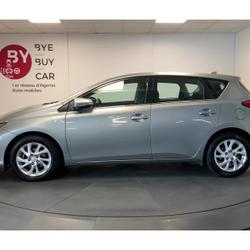 Toyota Auris HYBRIDE 136H - BVA CVT - DYNAMIC - GARANTIE 1 AN (EXTENSIBLE JUSQU A 3 ANS) Laval