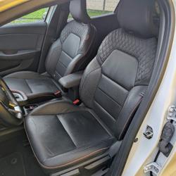 Renault Clio 5 Societe 1.6 E-TECH 140CH INITIALE PARIS -21 Saint-Georges-sur-Loire